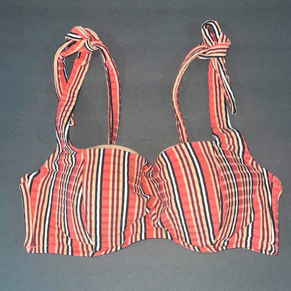Shade and shore light lift bikini top- 34C